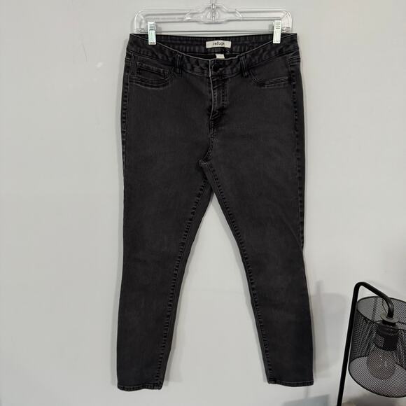 Refuge Black Jean Leggings Jeggings Women's Size 12 Faux Pockets 2% Spandex - Picture 1 of 7